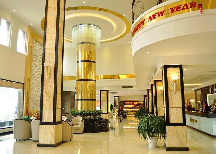 Golden 4* Hạ Long