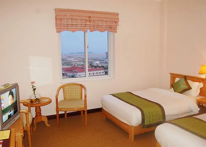 Golden Hotel Hạ Long