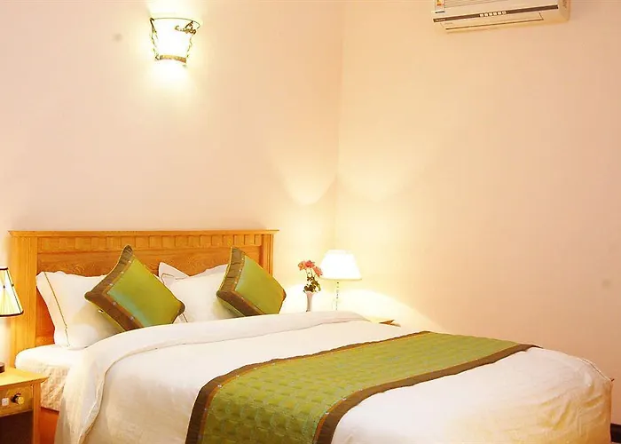 Golden Hotel