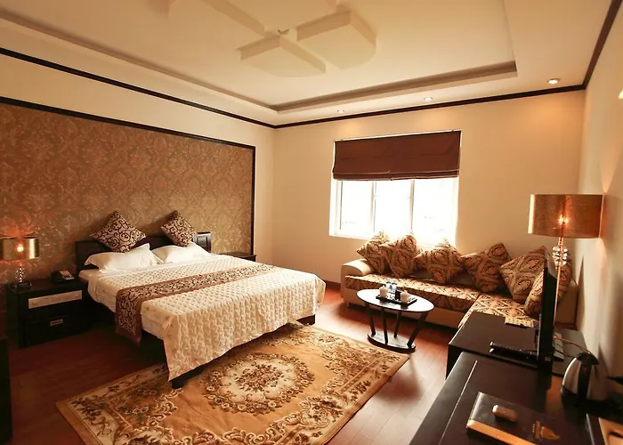 Hotel Golden 4*