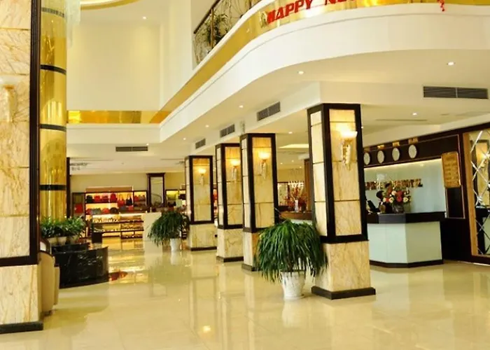 Golden Hotel