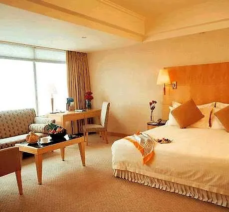 Golden 4* Hạ Long